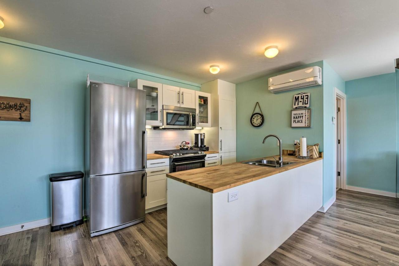 Downtown Saugatuck Condo, Near Oval Beach! Екстериор снимка